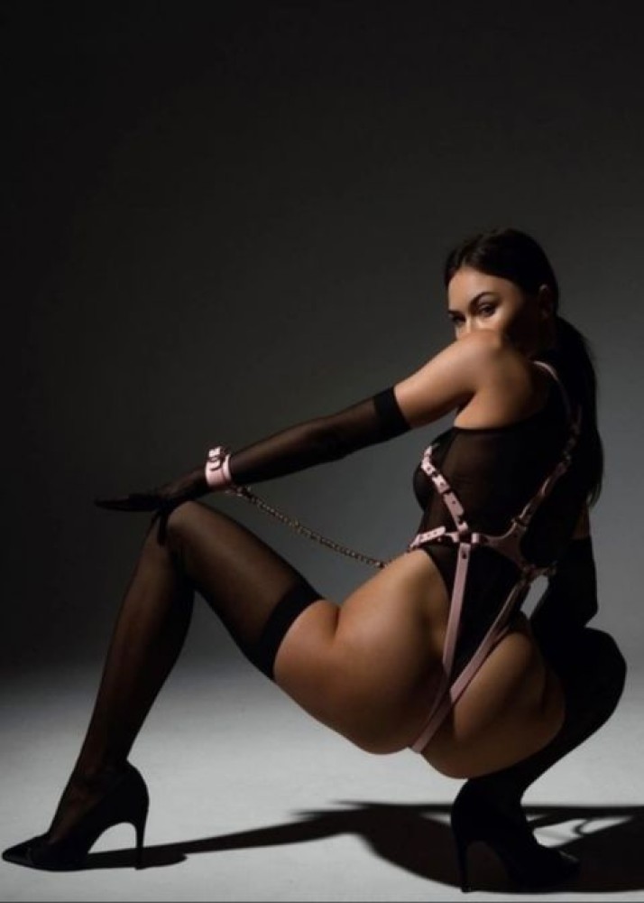 Индивидуалка Ангелина главное фото в городе Шарья 